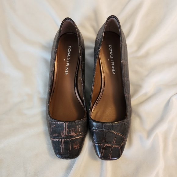 Donald J Pliner 6 1/2 Pisa croc square toe wedge slip on shoes - Picture 2 of 8